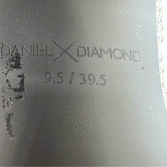 Daniel x Diamond Women's Johnny Guitar Western Boot Snip Toe Grey  Sz: 9.5 - Picture 14 of 15